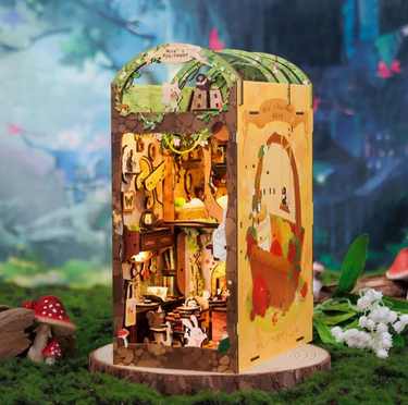 DIY Book Nook Kit: Mole's Apartment with Dust Cover - Ziya Blue