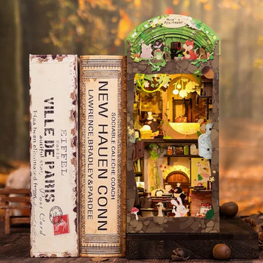 DIY Book Nook Kit: Mole's Apartment with Dust Cover - Ziya Blue