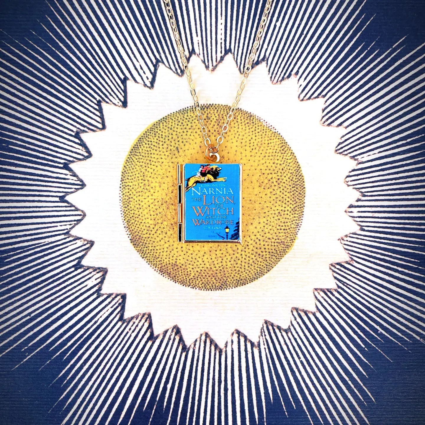 Journey to Narnia: Aslan Book Locket - Ziya Blue