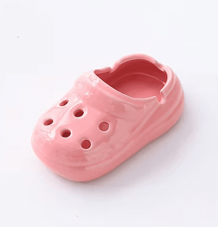 Kick Ash: The Shoe - Shaped Smoking Companion! - Ziya Blue