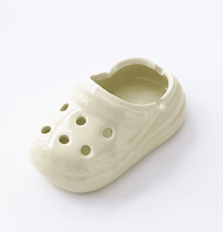 Kick Ash: The Shoe - Shaped Smoking Companion! - Ziya Blue