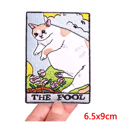 The Fool White Cat Tarot Iron On Patch - Ziya Blue