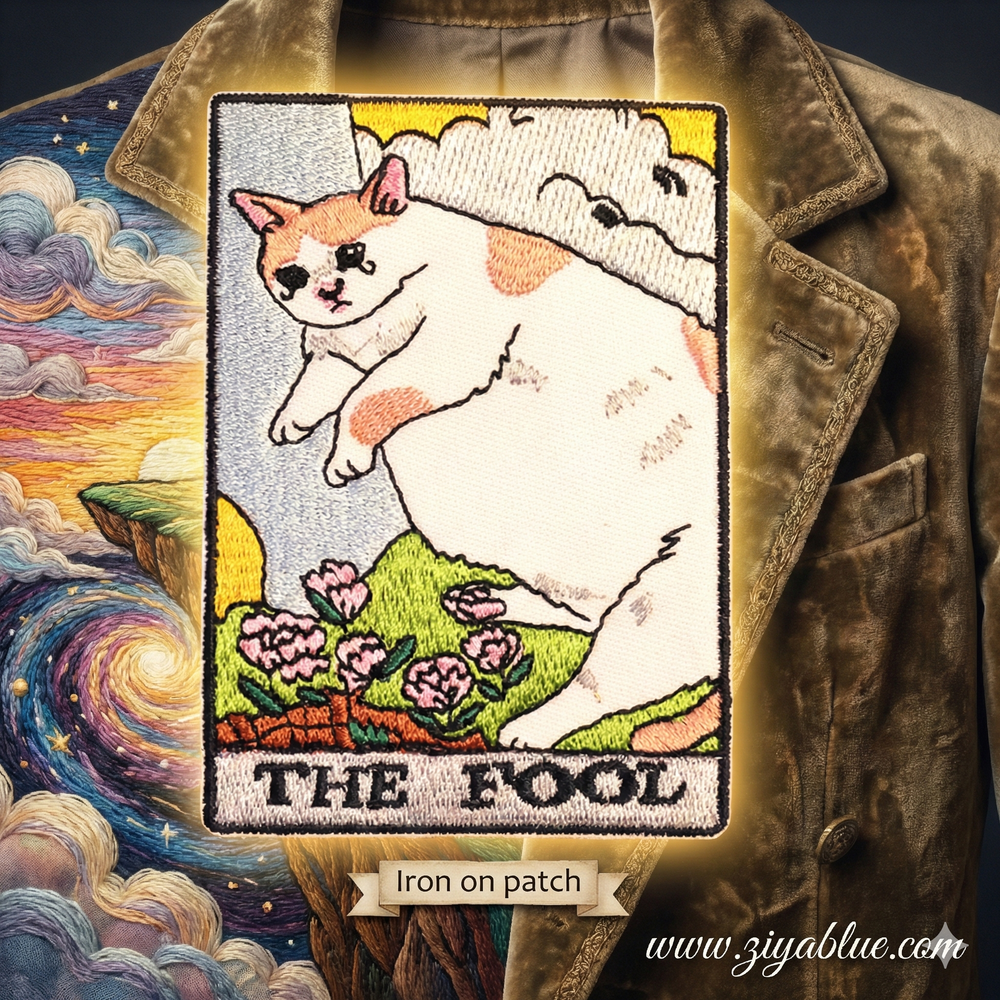 The Fool White Cat Tarot Iron On Patch - Ziya Blue